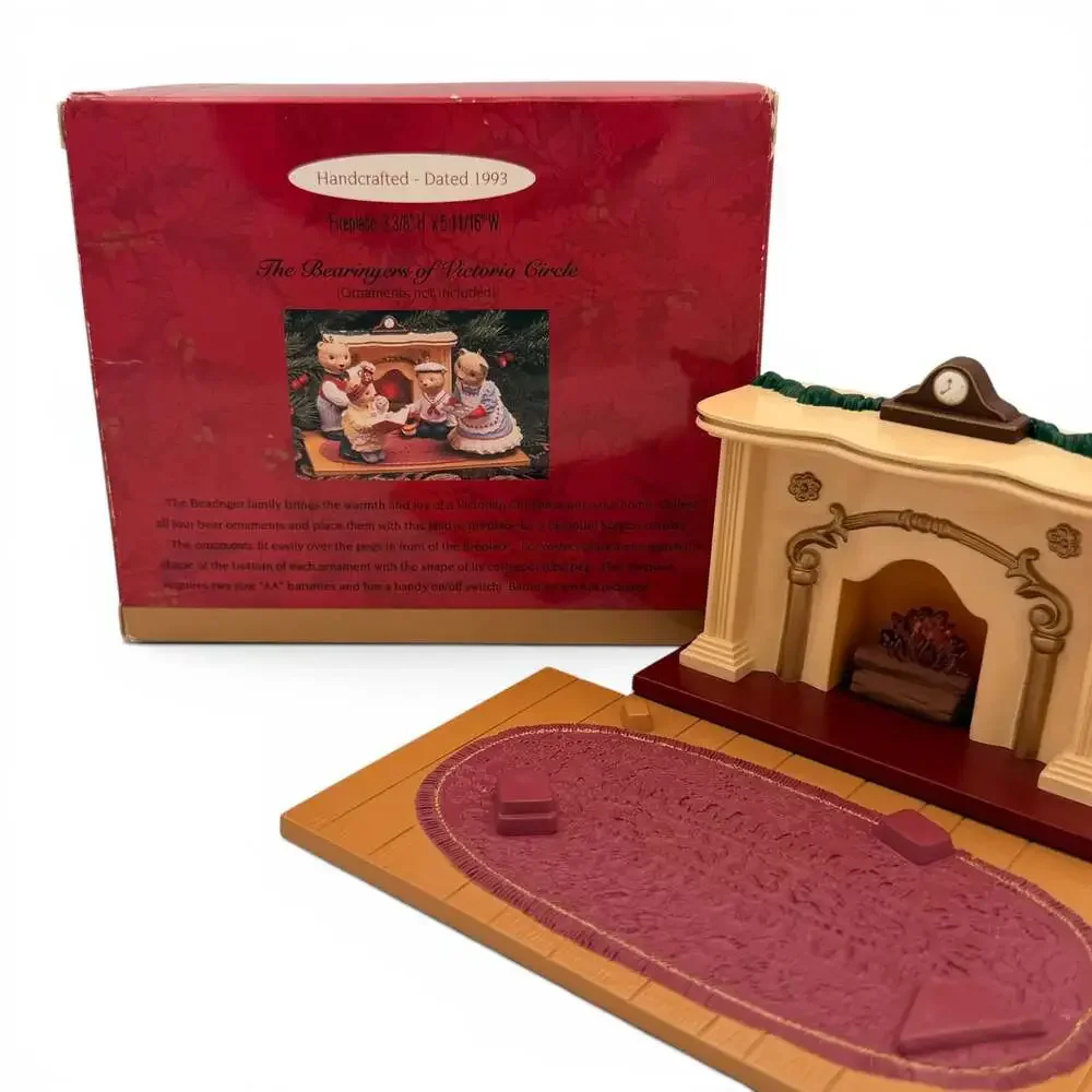Hallmark Keepsake Ornament The Bearingers Flickering Light Fireplace 1993